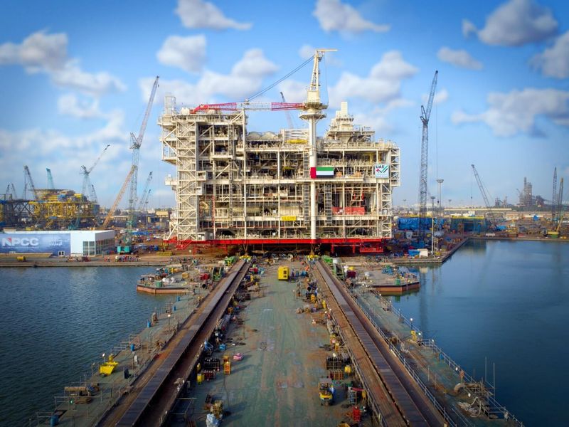 شركة "NMDC Energy" الإماراتية تفوز بثلاثة مشاريع من "أرامكو" بقيمة 2.8 مليار درهم 