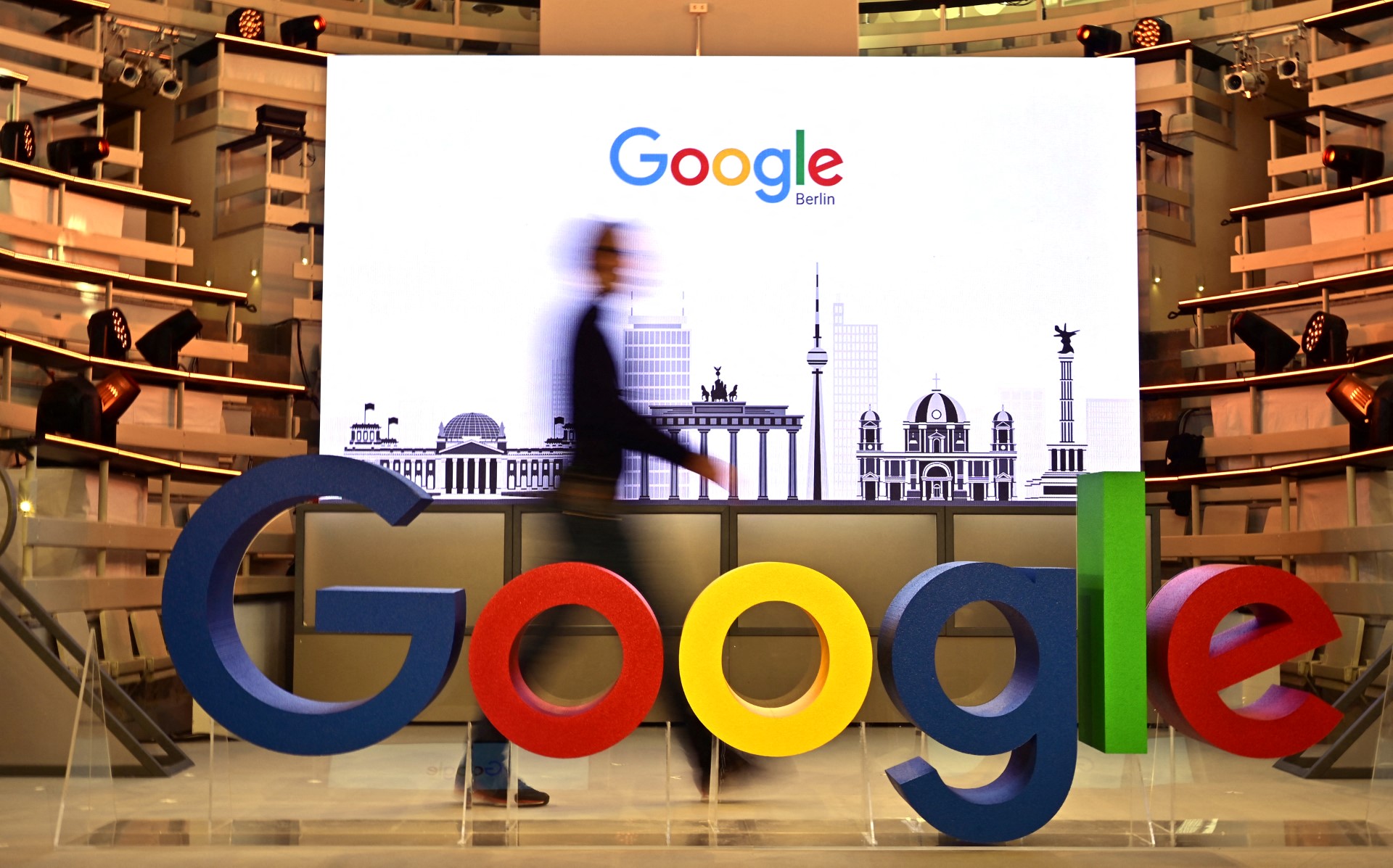 How AI Is Transforming Google Search and the Future of the Internet