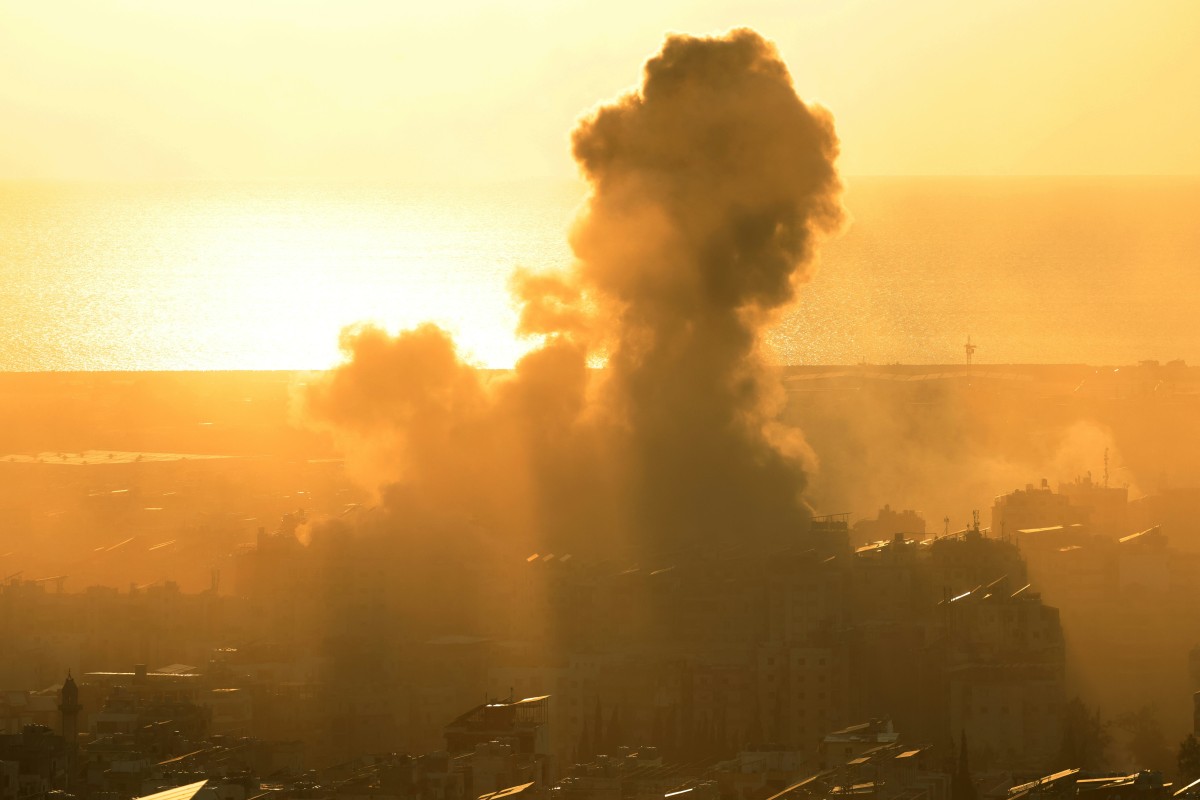 اليوم الأعنف من الضربات على إيران والأسواق تراهن على نهاية قريبة للحرب 