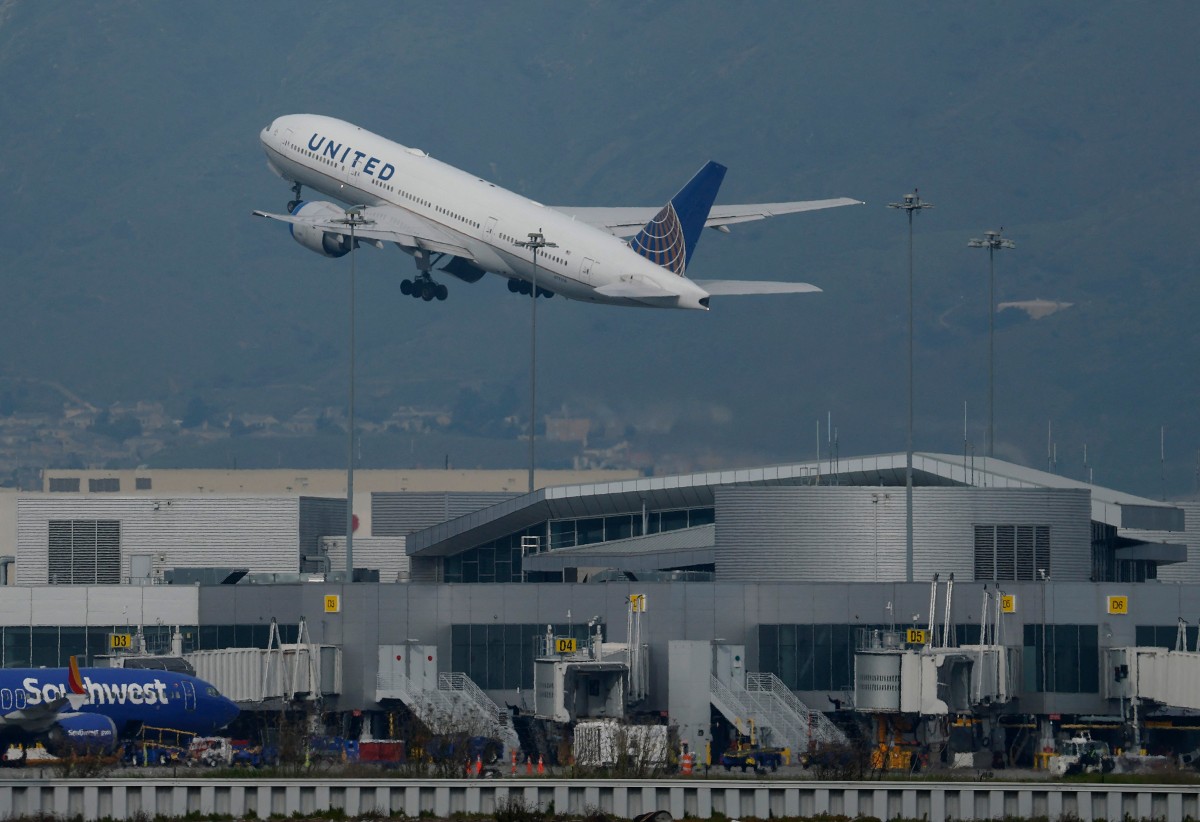 يونايتد إيرلاينز قد تحقق أرباحاً قياسية بعد بداية قوية لعام 2026 