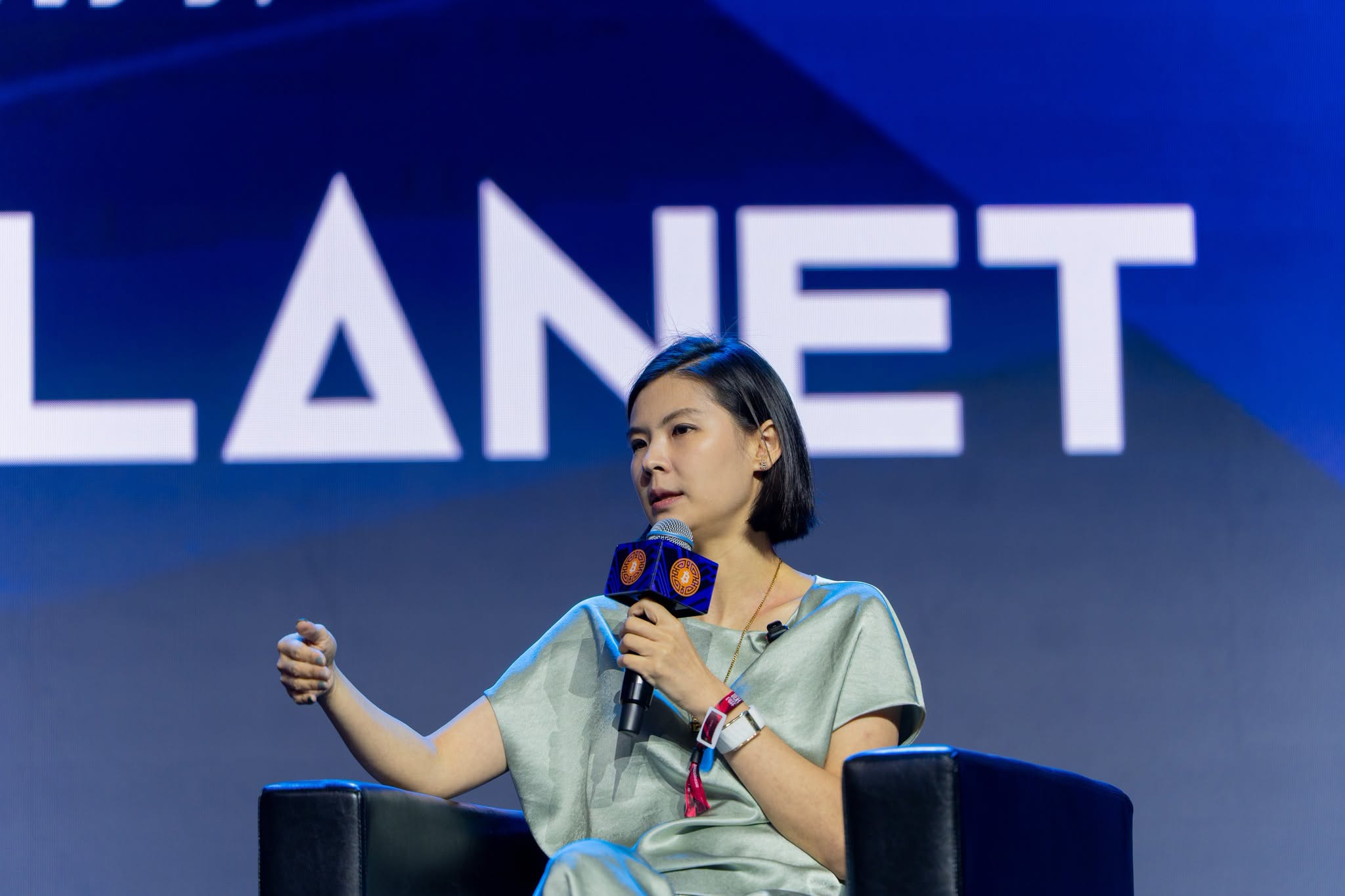 الرئيسة التنفيذية لمنصة Bitget تروي لشبكة CNBC قصة عملية اختراق بقيمة 388 مليون دولار 