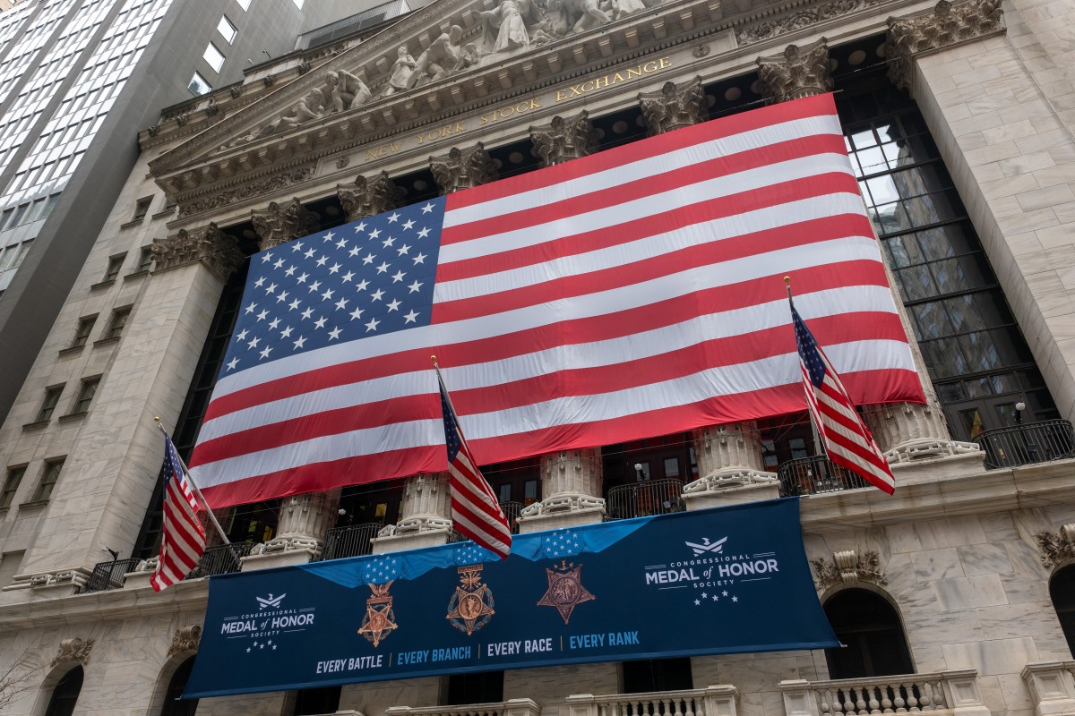 ترشيحات ترامب لرئاسة الفدرالي الأميركي وبيانات اقتصادية.. هذا ما ينتظر الأسواق في الأسبوع المقبل 