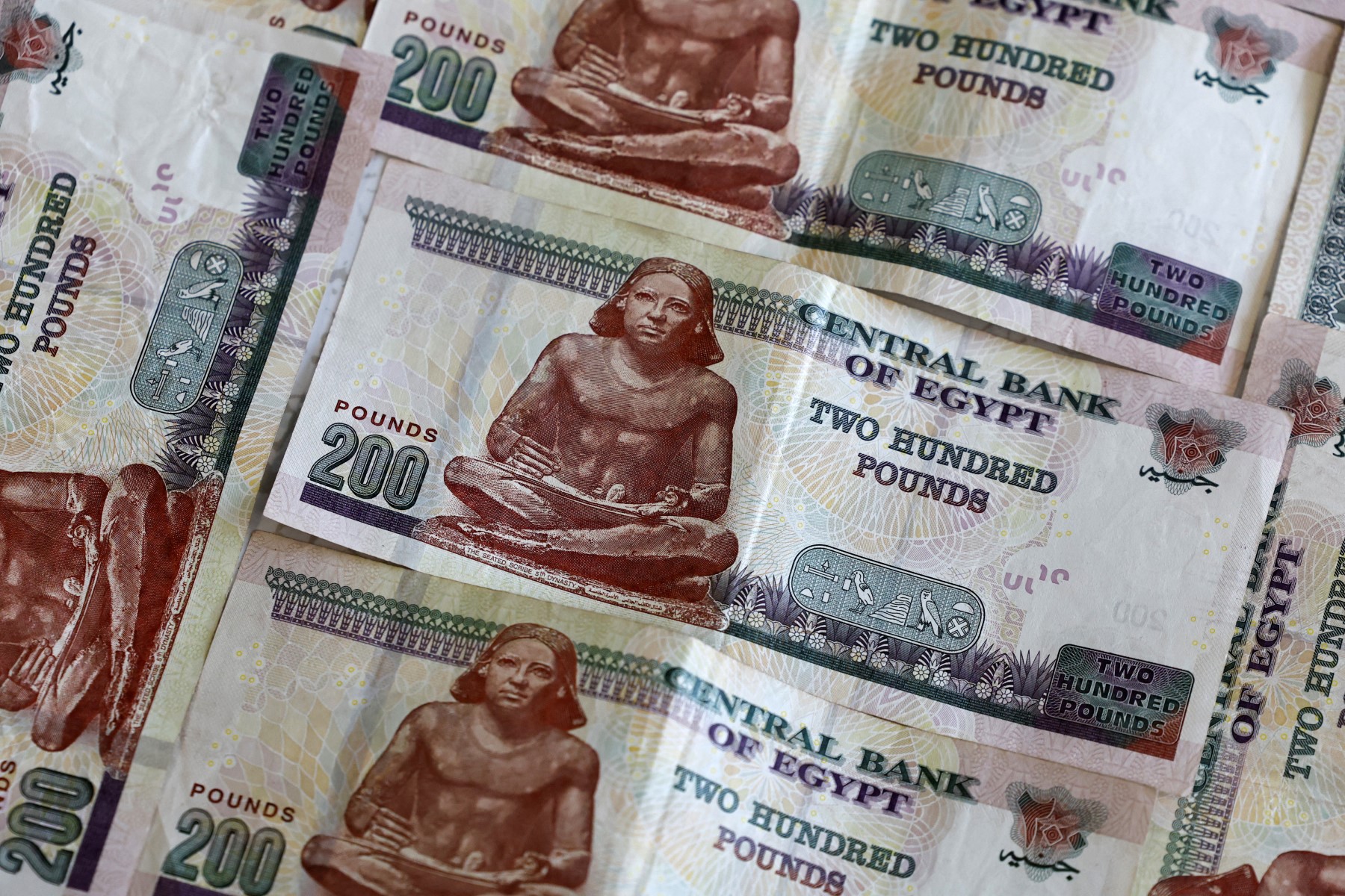 تراجع التضخم السنوي بالمدن المصرية إلى 13.9% في سبتمبر 