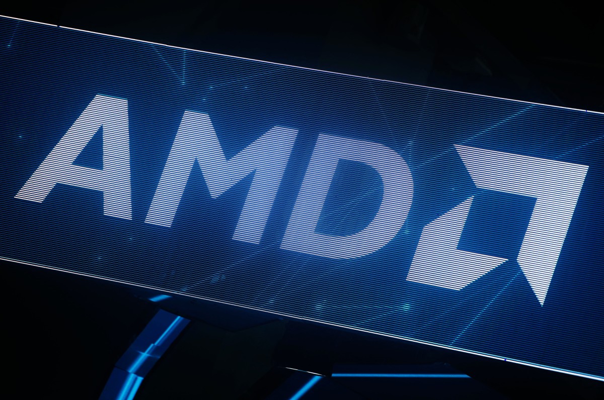 شركة AMD تصل إلى قيمة سوقية تبلغ تريليون دولار لأول مرة 