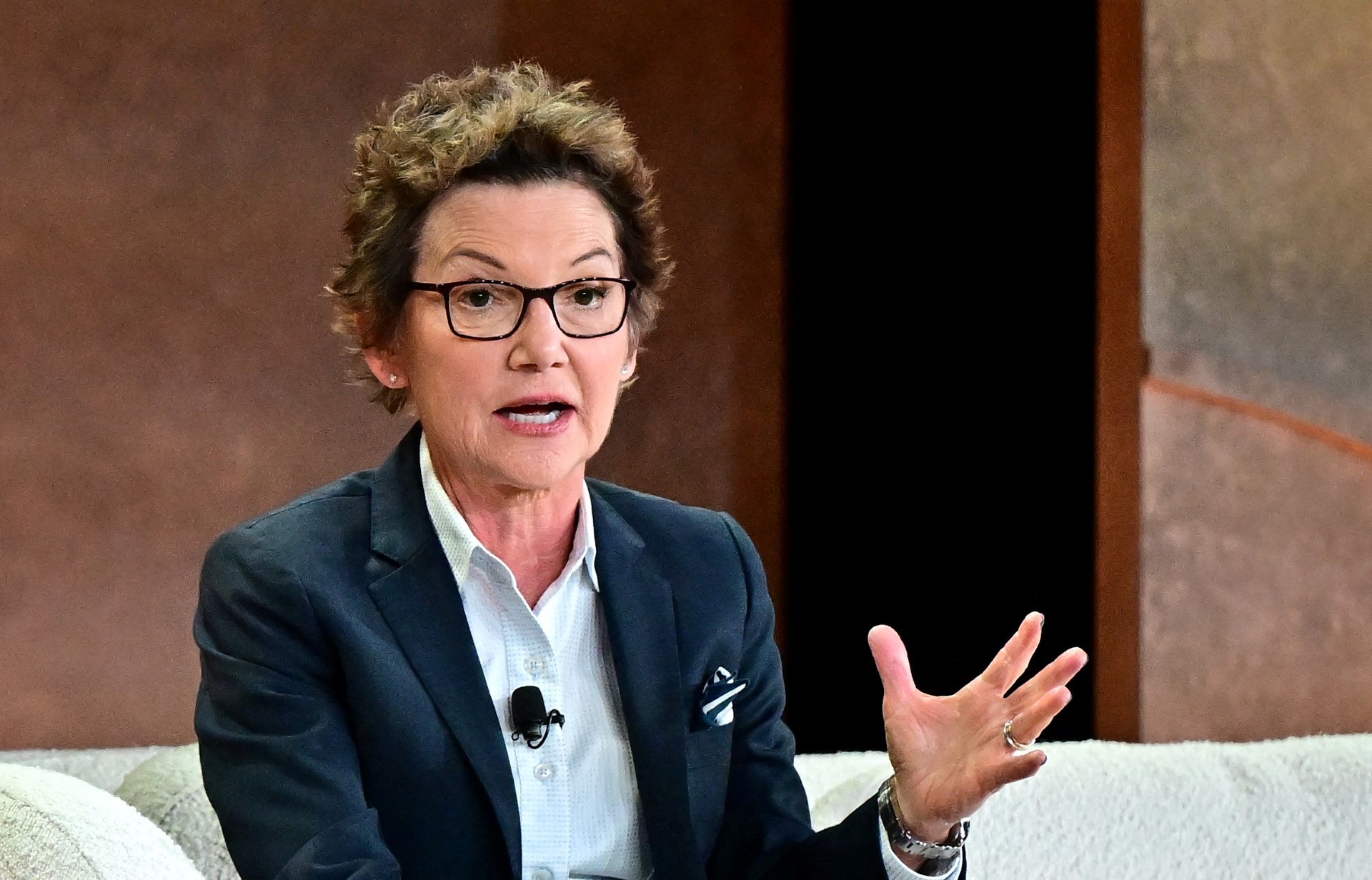 مسؤولان في الفدرالي الأميركي يحذران من نهج "الانتظار والترقب" وتثبيت أسعار الفائدة لوقت طويل 