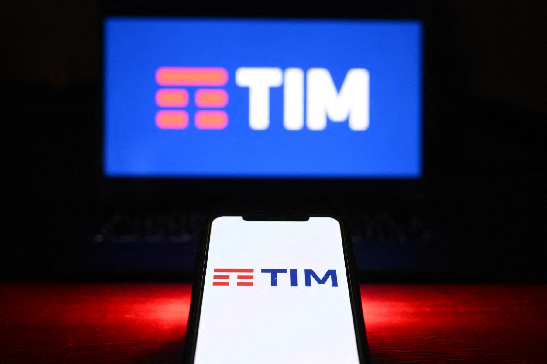 بعد عقدين من النزاع.. شركة الاتصالات الإيطالية تفوز بتعويض قضائي بقيمة 1.2 مليار دولار 