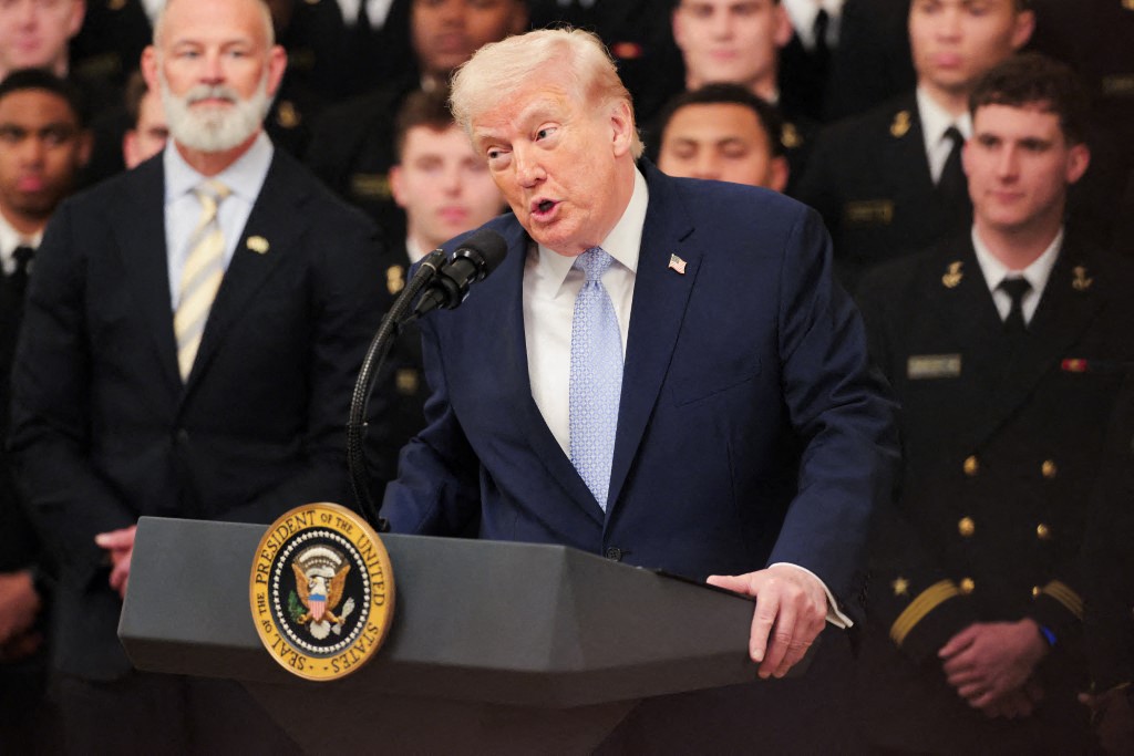 ترامب لـ CNBC: حريصون بشدة على إبرام اتفاق مع إيران 