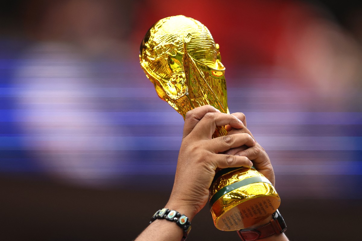 جنون كأس العالم يشعل أسواق التوقعات 