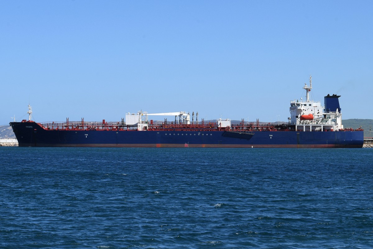 النفط يهبط 1% وسط تركيز على محادثات السلام في أوكرانيا وقرار الفائدة في أمريكا 