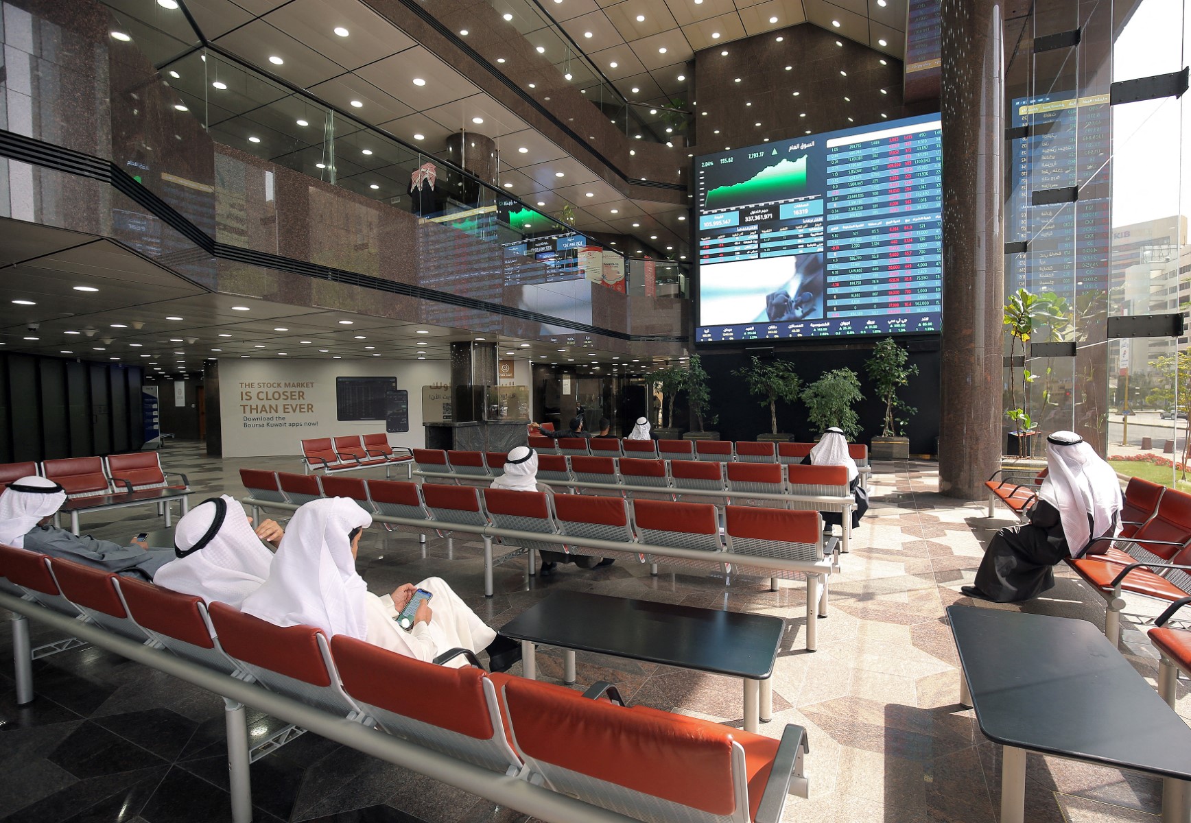 تباين البورصات العربية.. وتاسي السعودي يتراجع في أول جلسة يطبق فيها فتح السوق للأجانب 