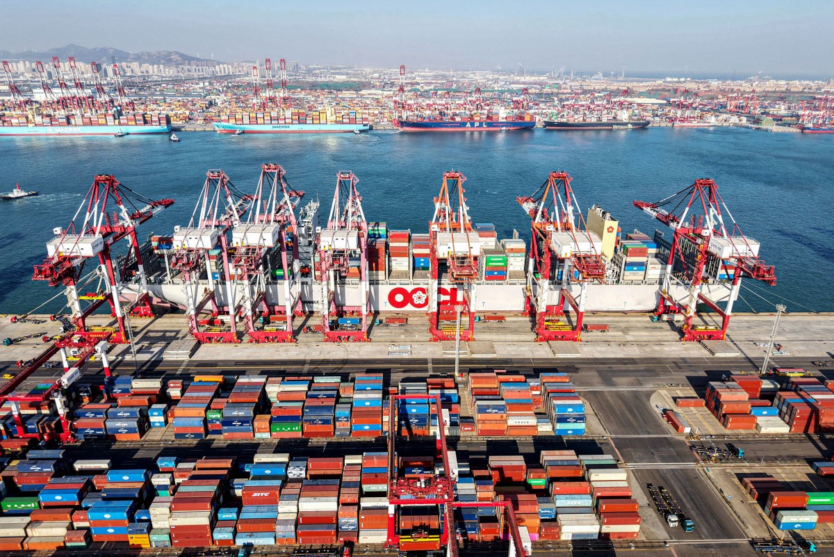 الصادرات الصينية تقفز 14.1% في أبريل بدعم طلبات الذكاء الاصطناعي ومخاوف الإمدادات العالمية 