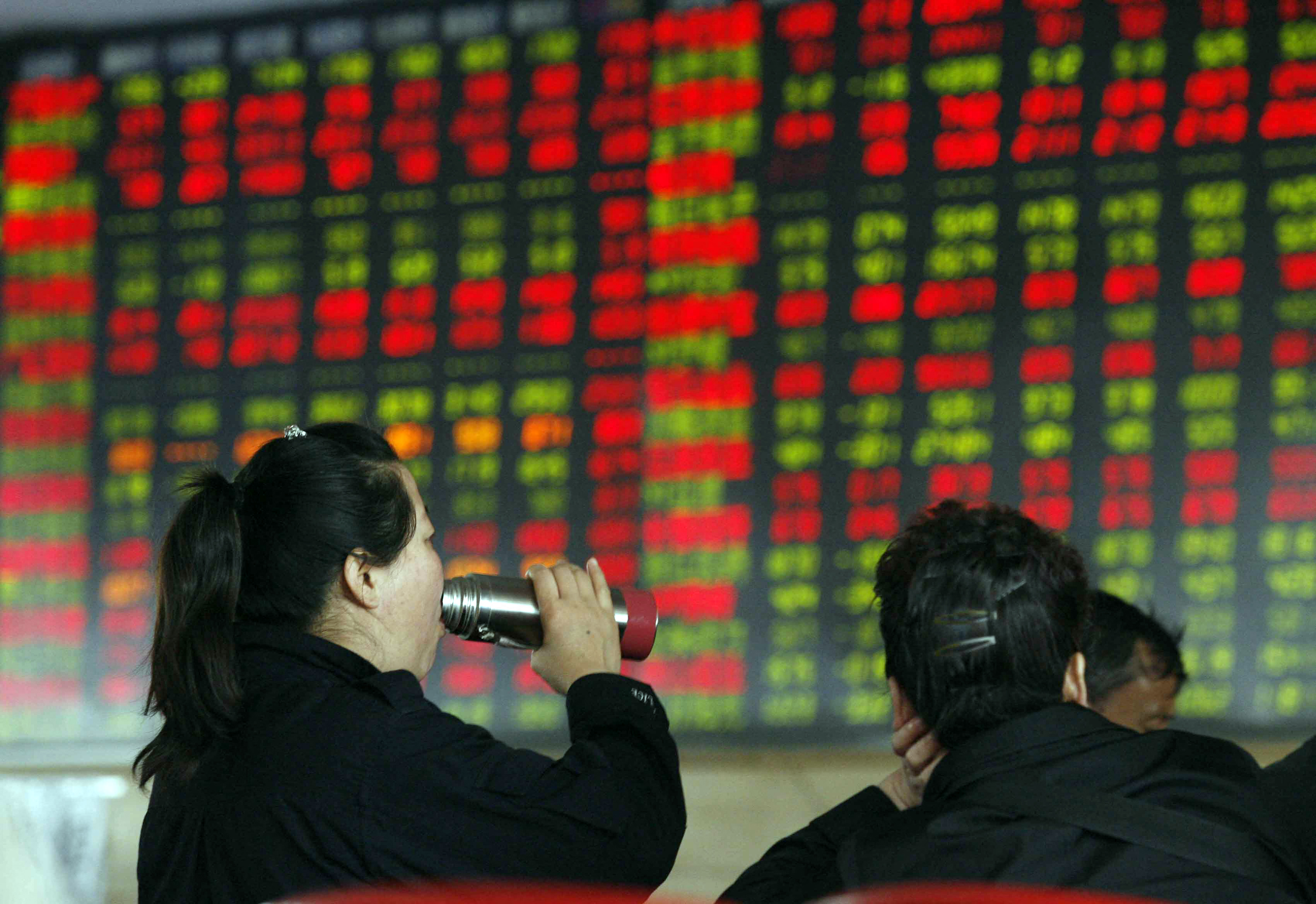 كيف تقلب "الأسر الصينية" موازين سوق الأسهم؟ 