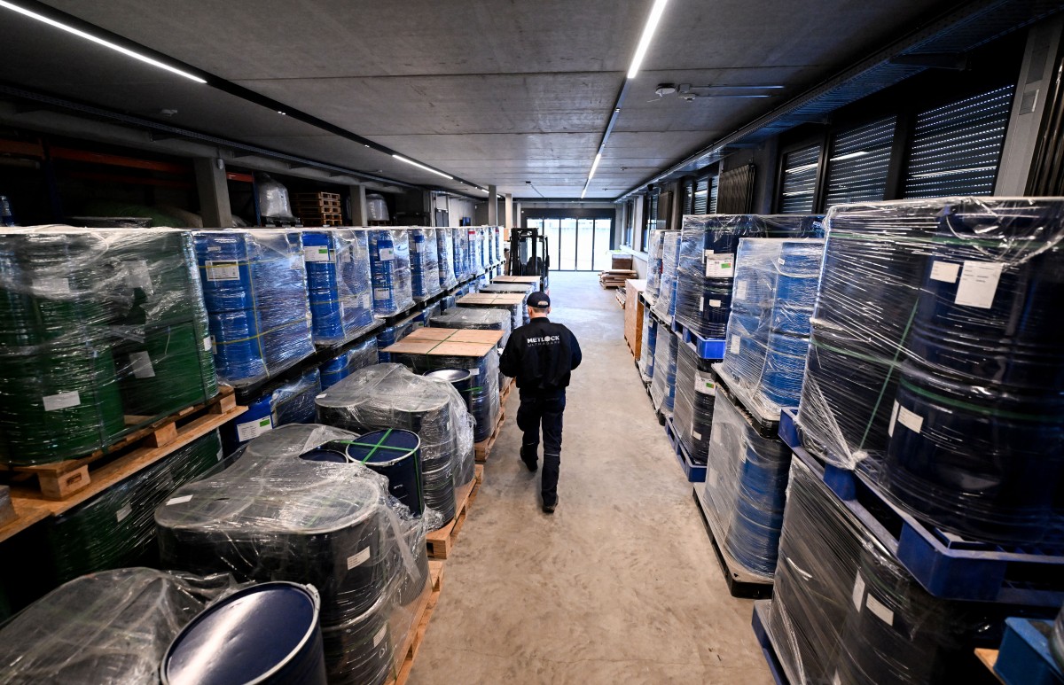 الغرب يسابق الزمن لكسر احتكار الصين في سوق المغناطيسات الأرضية النادرة 