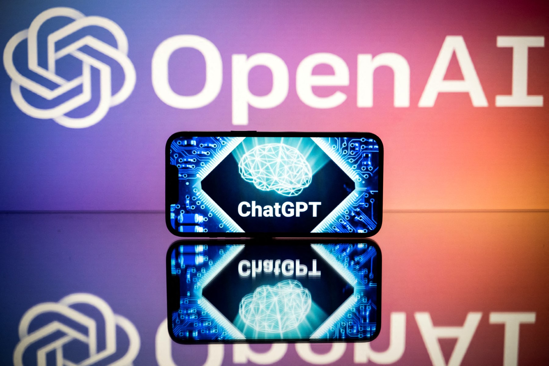 موظف سابق في OpenAI ينتقد التسرع الذي يؤذي سلامة الذكاء الاصطناعي 