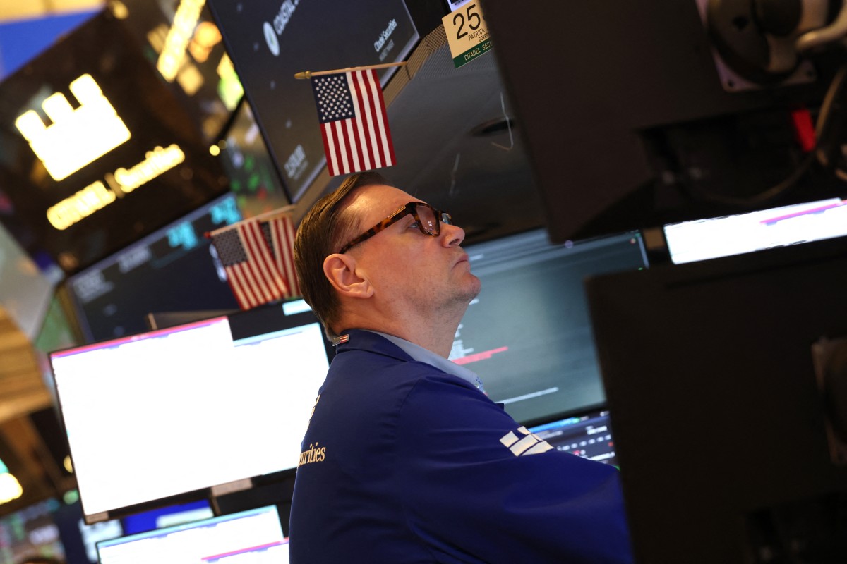 انتعاش المؤشرات الأميركية بعد انخفاض لثلاثة أيام مع ارتفاع أسهم التكنولوجيا واستقرار البتكوين: (تحديثات مباشرة) 