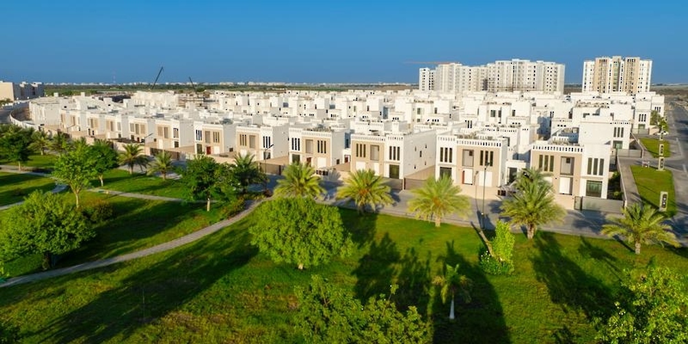 أسعار العقارات في سلطنة عُمان تسجل ارتفاعاً قياسياً بنسبة 22.7% 