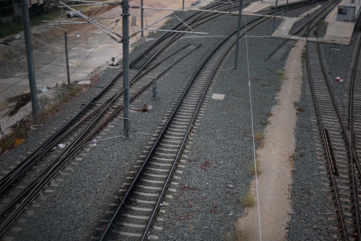 الأردن والإمارات يطلقان مشروع سكة حديد العقبة بقيمة 2.3 مليار دولار 