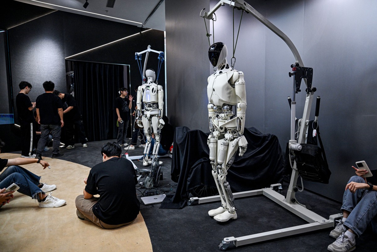 أسهم التكنولوجيا الصينية تهوي إلى السوق الهابطة وسط مخاوف ضريبية وتقلبات عالمية 