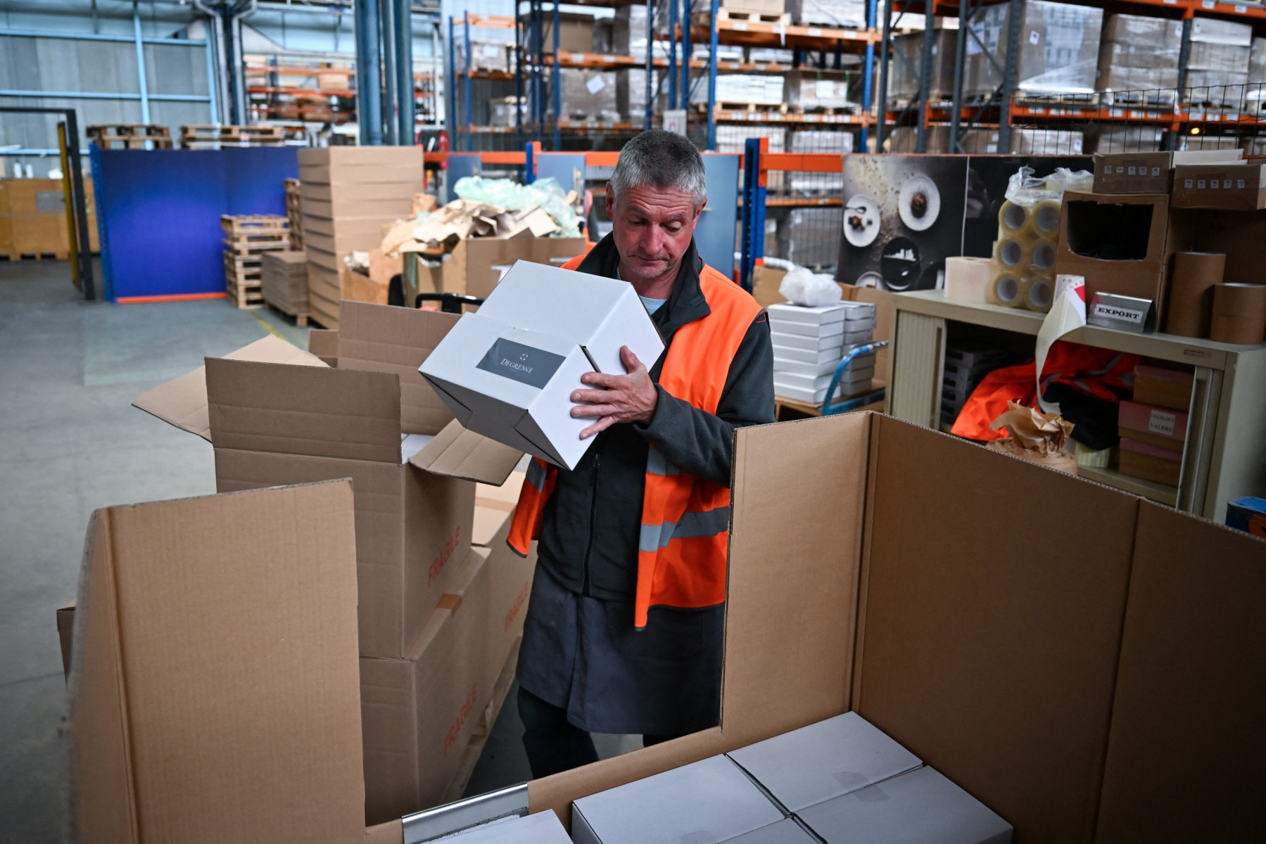 تباطؤ التجارة بين دول الاتحاد الأوروبي للمرة الأولى منذ ما يقرب من عقد 