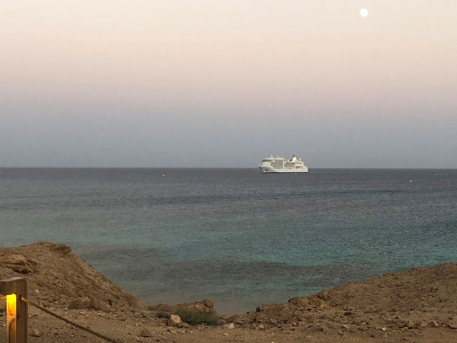 ميناء نيوم السعودي يطرح نفسه كمسار بديل لتجاوز إغلاق هرمز 