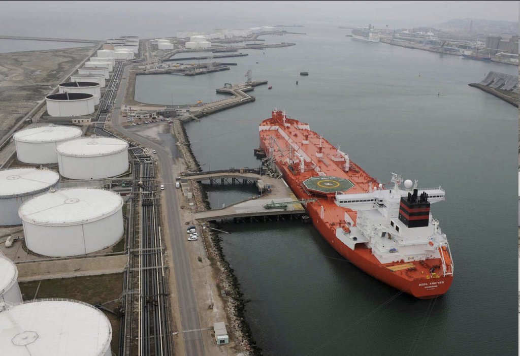 روسيا تعرض إمداد أوروبا بالغاز 