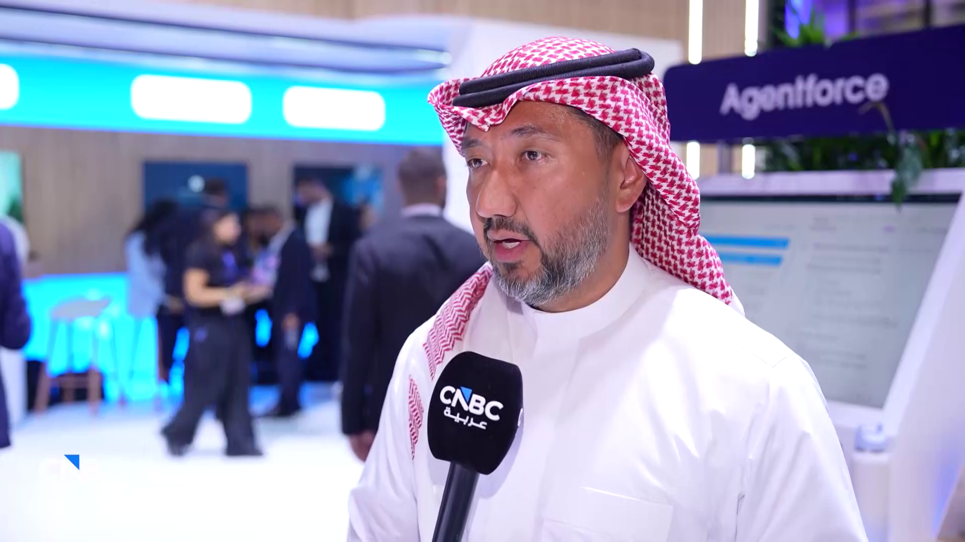 المدير العام لشركة "Salesforce" في الشرق الأوسط لـ CNBC عربية: 29% من الشركات تواجه مشاكل في الاندماج بتقنيات الذكاء الاصطناعي 