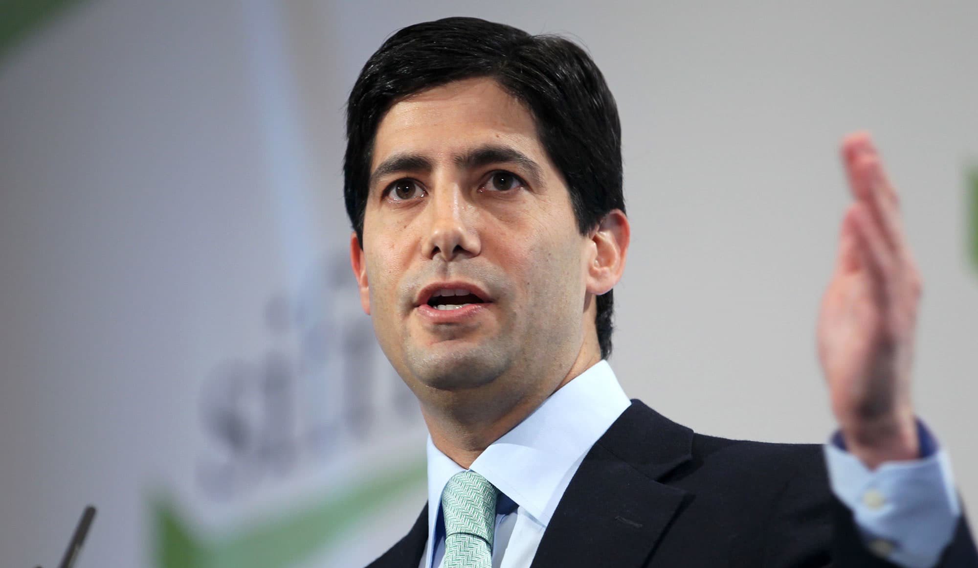 رئاسة الفدرالي الأميركي.. تقدم وارش على هاسيت في أسواق التنبؤات بعد تصريحات ترامب 