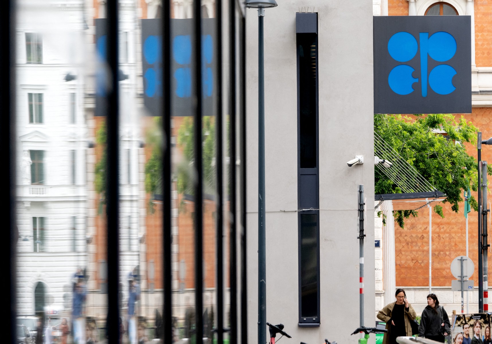 أوبك.. تاريخ من انضمام الدول وانسحابها 