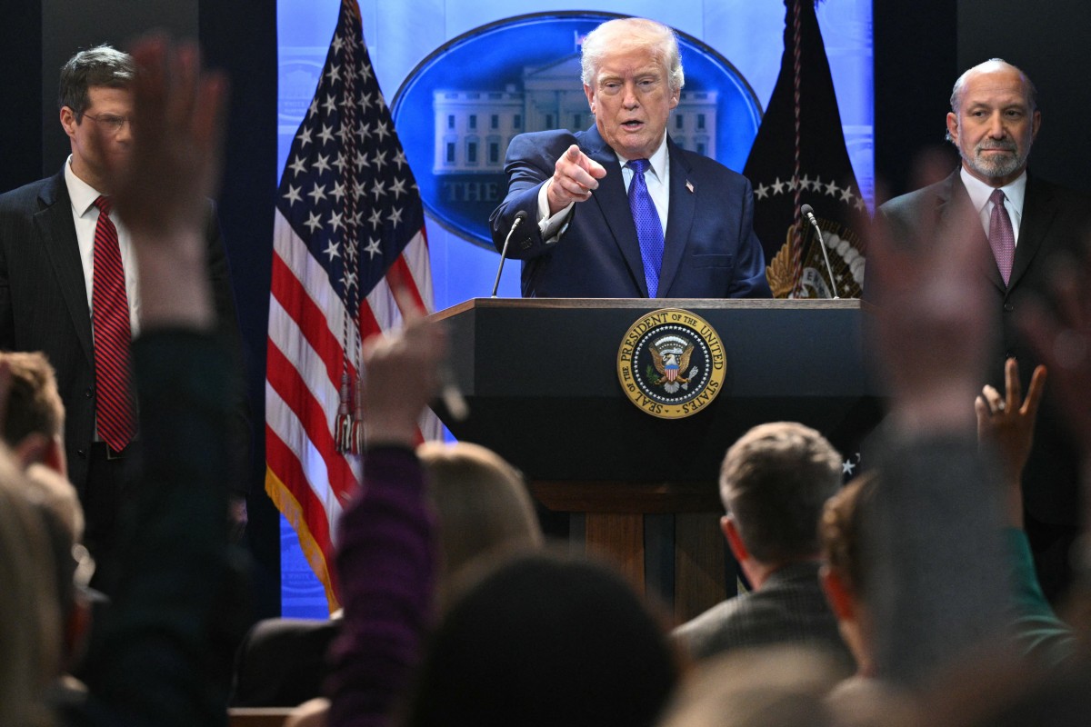 ماذا يعني لجوء ترامب إلى وسائل بديلة لرسوم أبطلتها المحكمة العليا؟ 