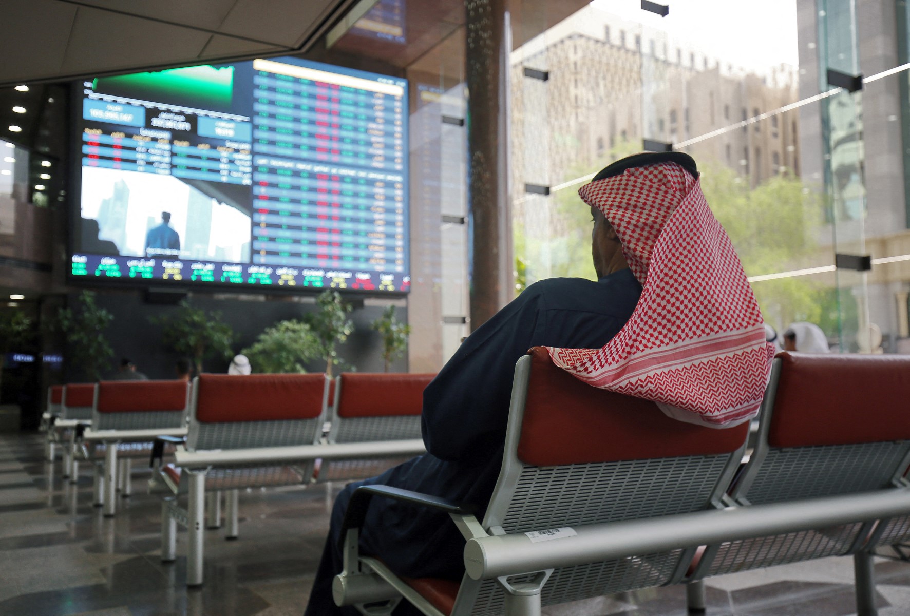 افتتاحية متباينة للأسواق الخليجية اليوم الثلاثاء (تحديثات مباشرة) 