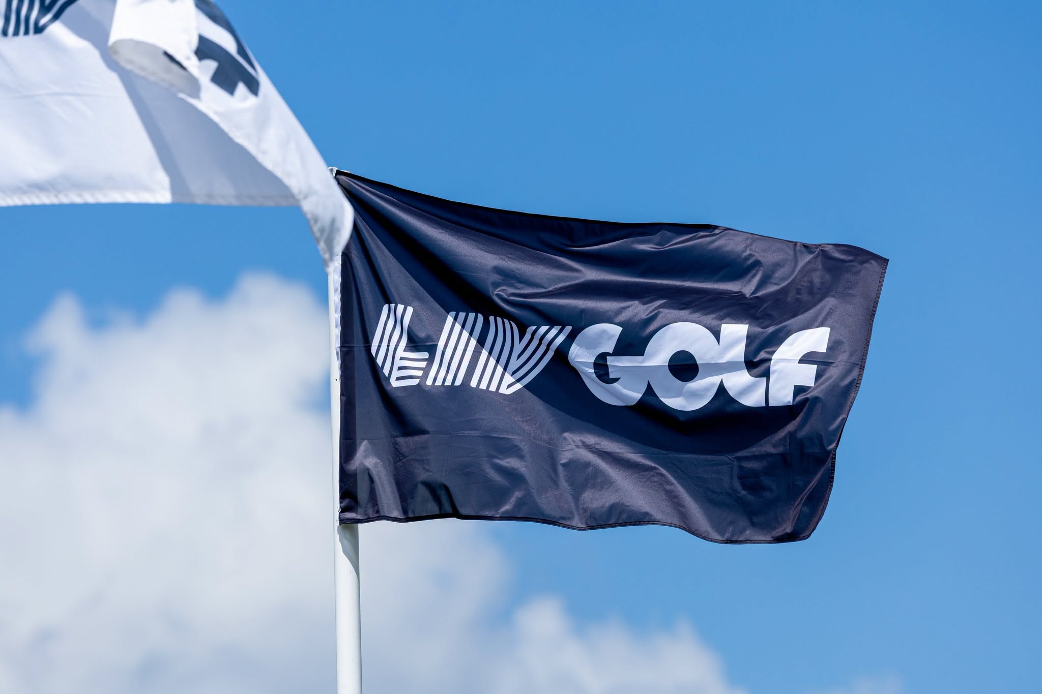 تقرير: LIV Golf قد تتقدم بطلب للحماية من الإفلاس الأسبوع المقبل 