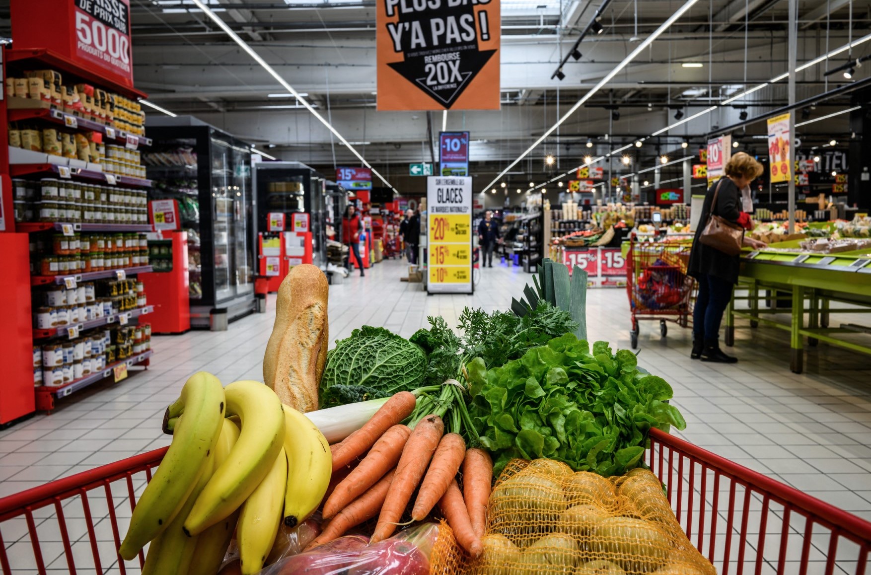 نمو متواضع للاقتصاد الأميركي في الربع الرابع.. وتسارع مقياس التضخم المفضل للفدرالي 