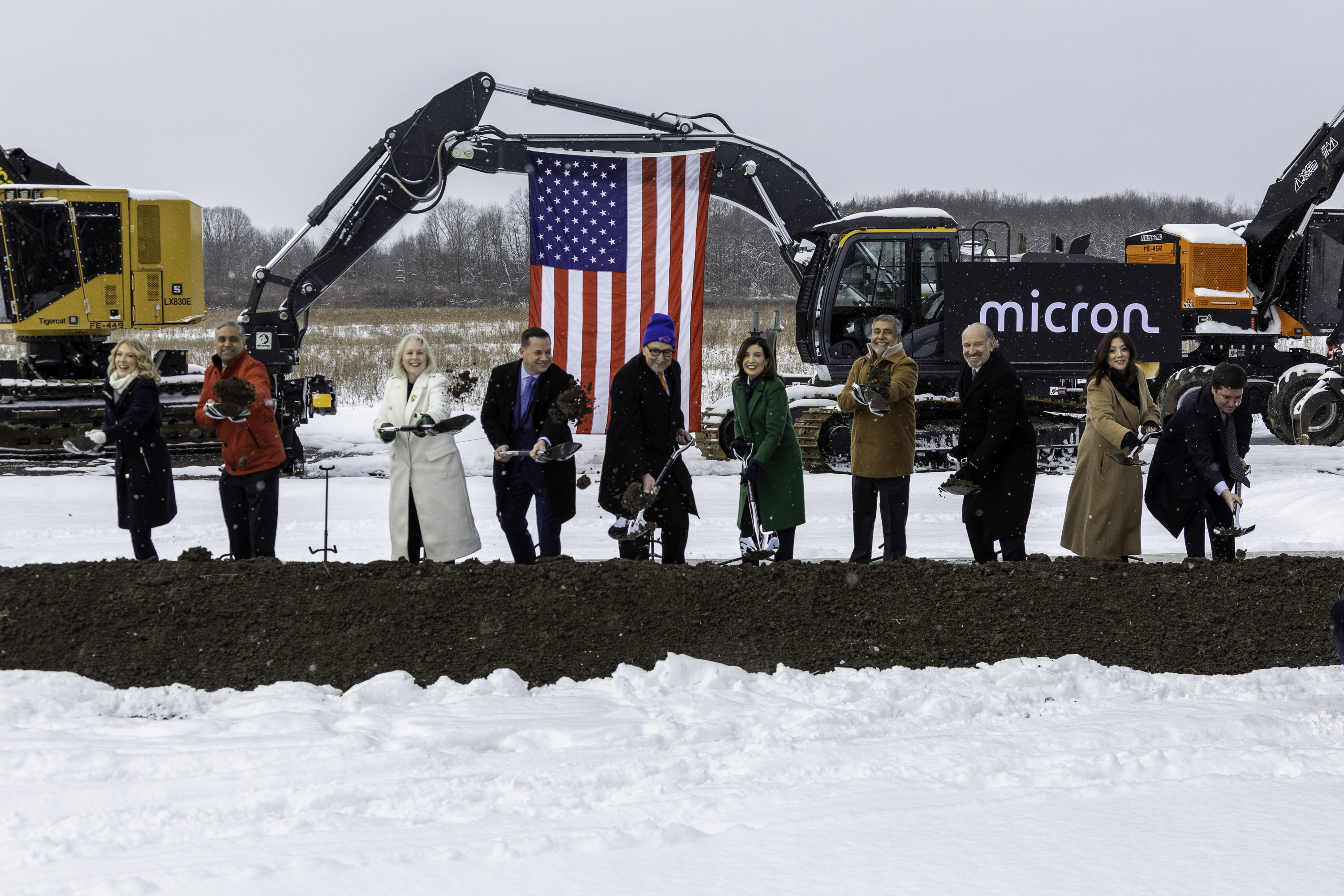 باستثمار 100 مليار دولار.. Micron تطلق أعمال بناء مصنع أشباه الموصلات في نيويورك 