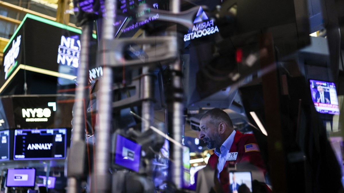 أسهم Nvidia تخسر 155 مليار دولار في يوم واحد.. وأسهم Home Depot تحلق مرتفعة 