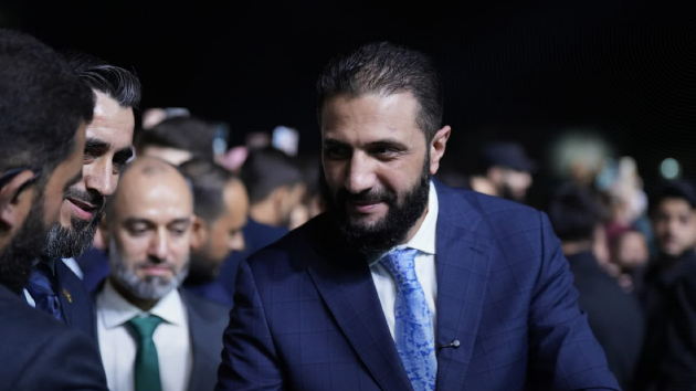 الشرع: سوريا لم تعد معزولة ورفع العقوبات وسيلة لتحسين الاقتصاد 