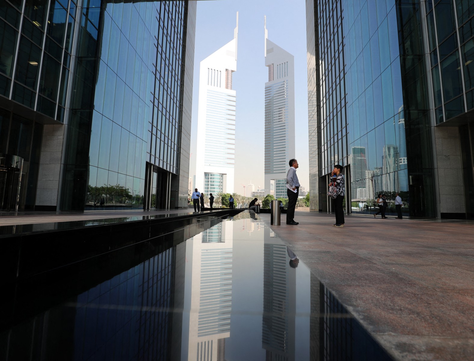 حاكم دبي يطلق توسعة مركز دبي المالي العالمي بتكلفة 27.2 مليار دولار 