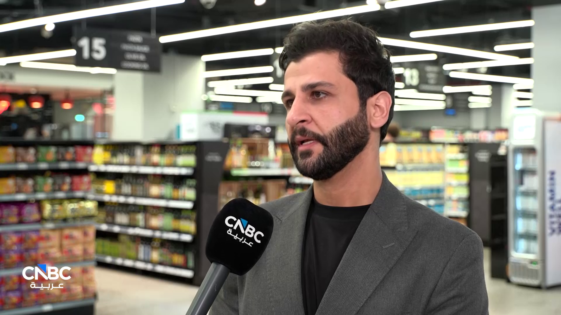 الرئيس التنفيذي لسلسة Grandiose بالإمارات لـ CNBC عربية: حركة السلع والإمداد تسير بشكل ممتاز حتى الآن في ظل الظروف الحالية 