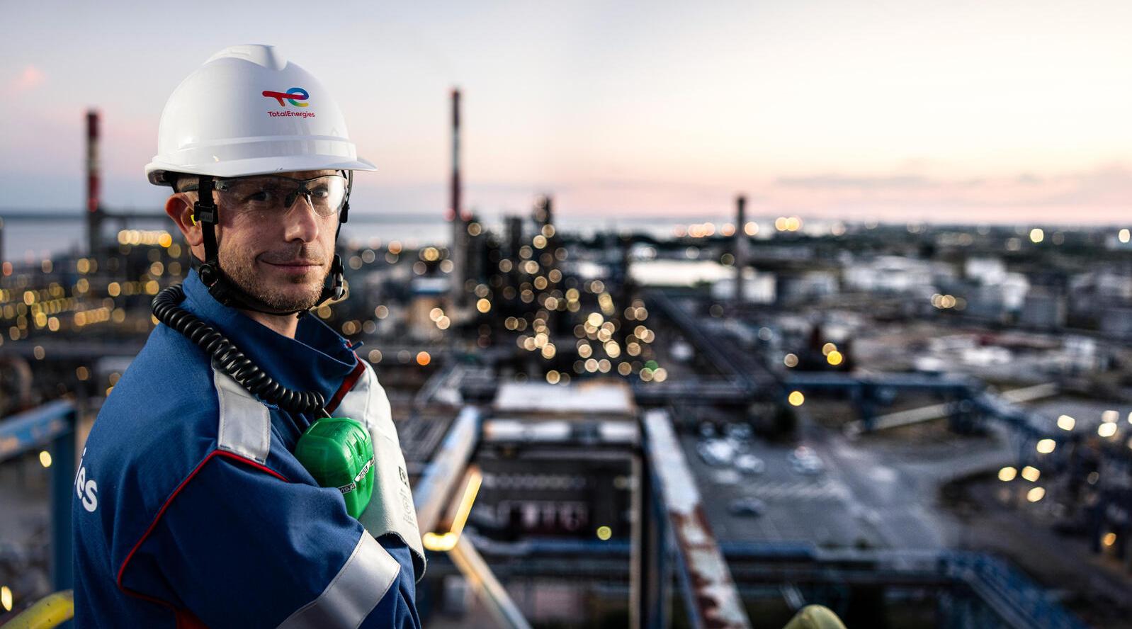 توتال إنرجيز تحقق أرباحاً ضخمة من استثماراتها في قطاع النفط بالشرق الأوسط 